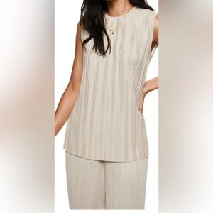 Mango Ivory Pleated top and pants set